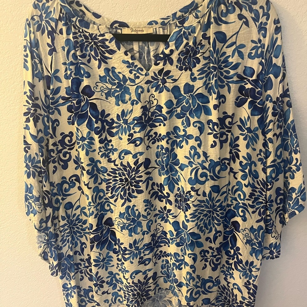 Elegant Blue Floral Women's Blouse